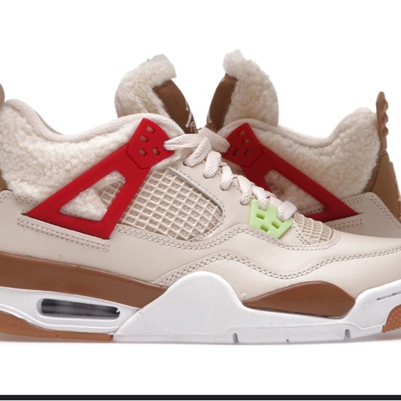 Air Jordan 4 Retro “Where the Wild Things Are” Sneakers - Picture 12 of 15